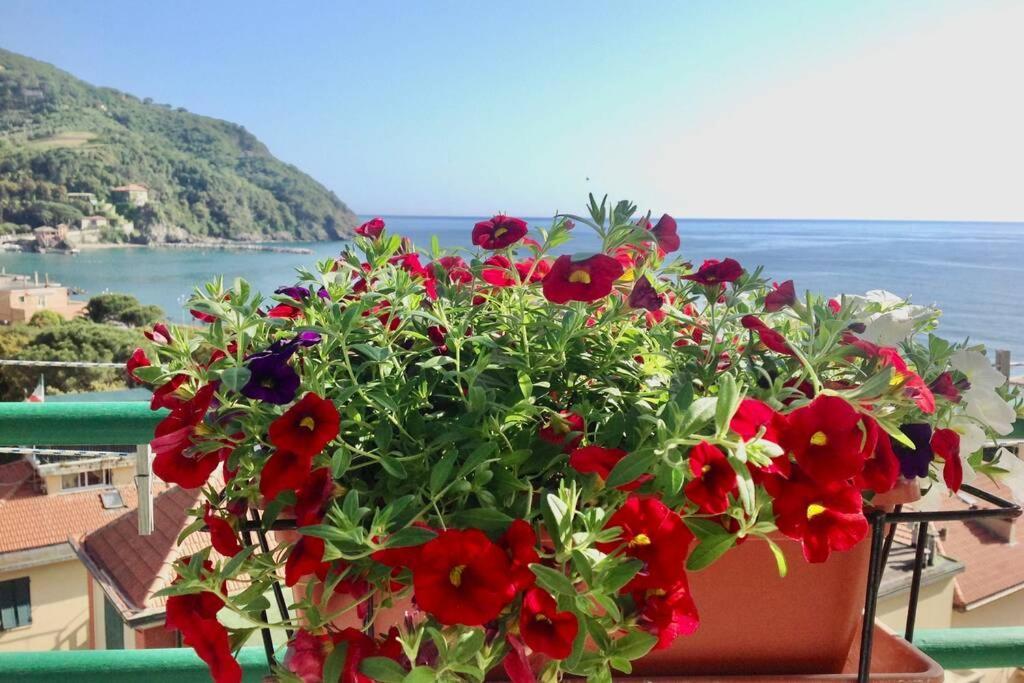 Splendido Appartamento Vista Mare Levanto Exterior foto